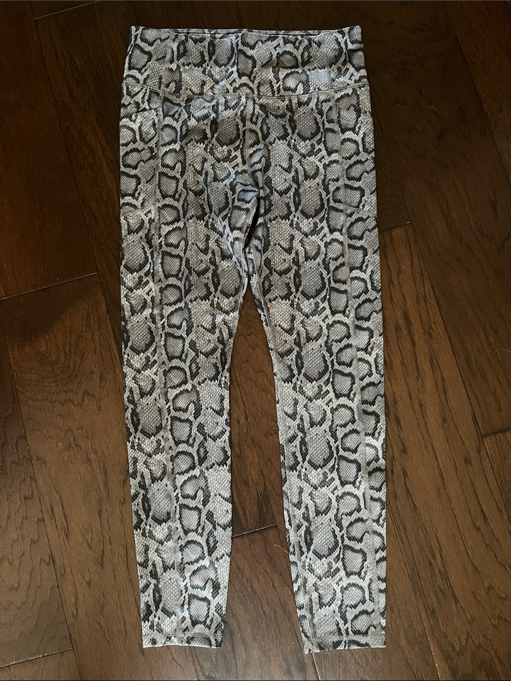 Avia Snake Print Leggings in Black and White